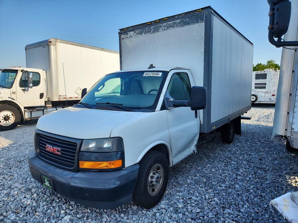 2018 GMC Savana BOX Truck