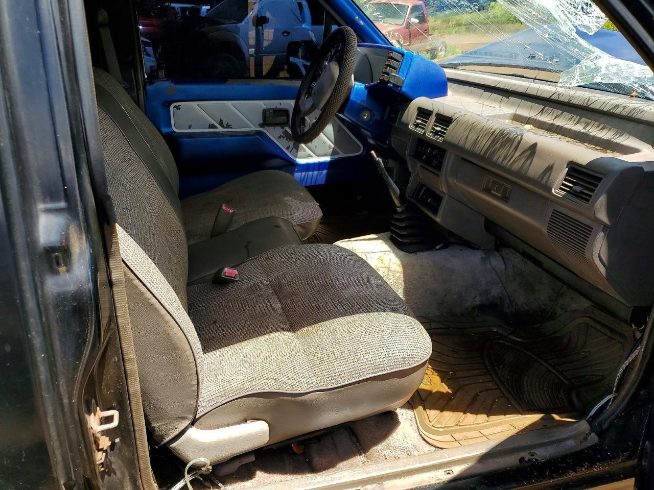 1990 Isuzu Conventional Short BED
