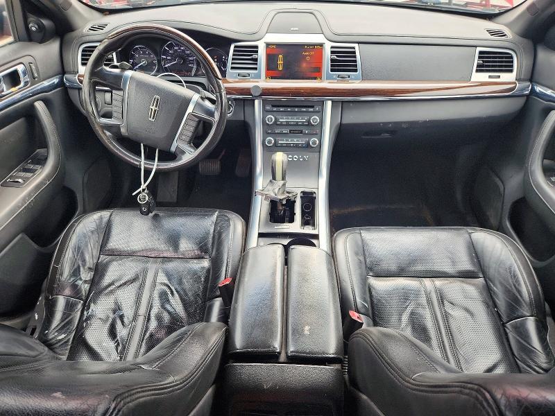 2010 Lincoln MKS