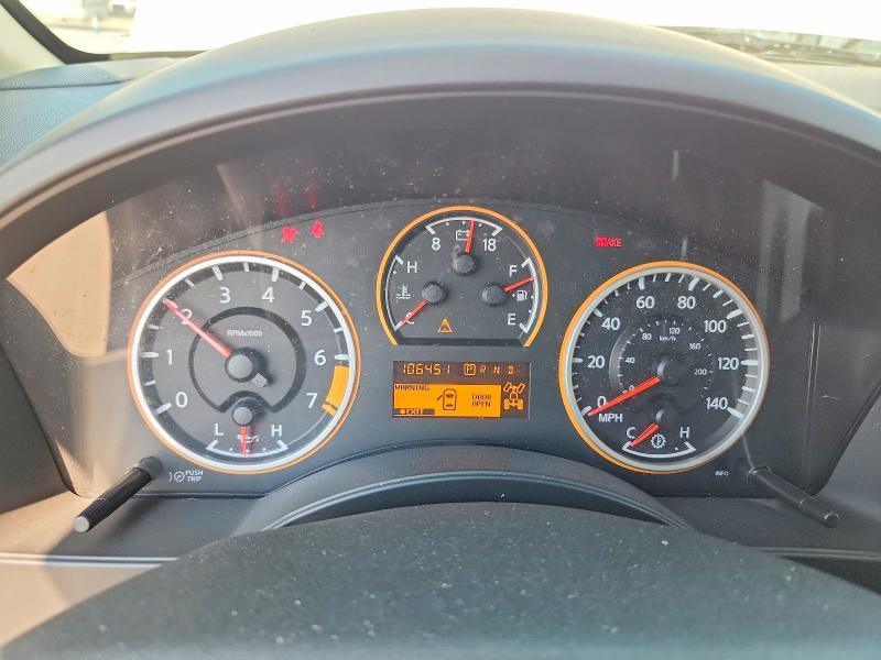 2015 Nissan Titan SV