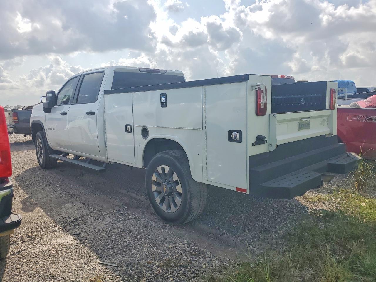 2022 Chevrolet Silverado K2500 Custom