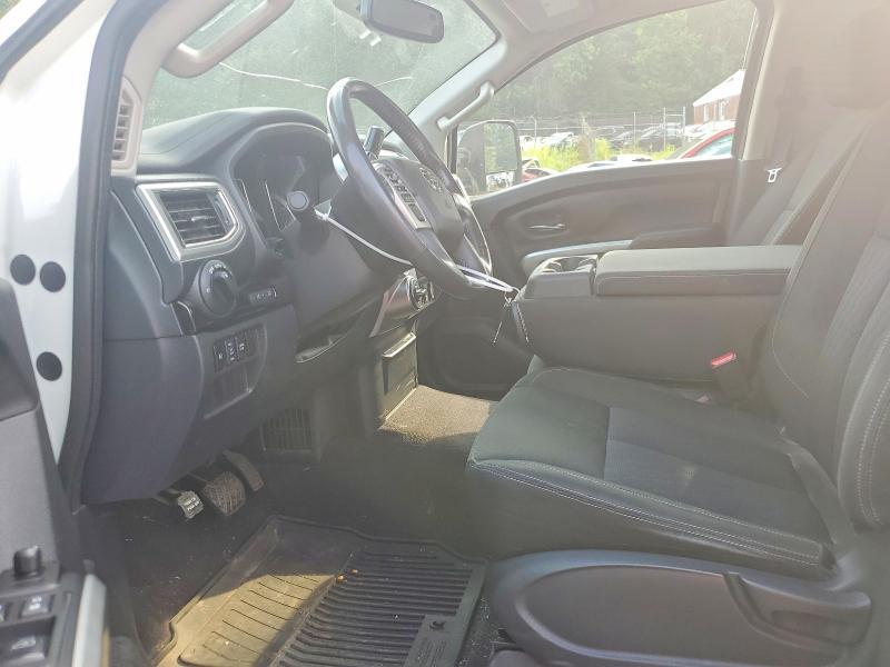 2017 Nissan Titan xd sv