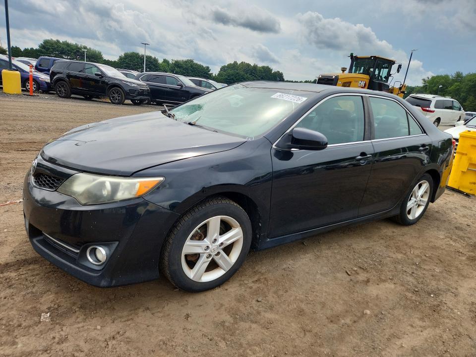 2014 Toyota Camry se