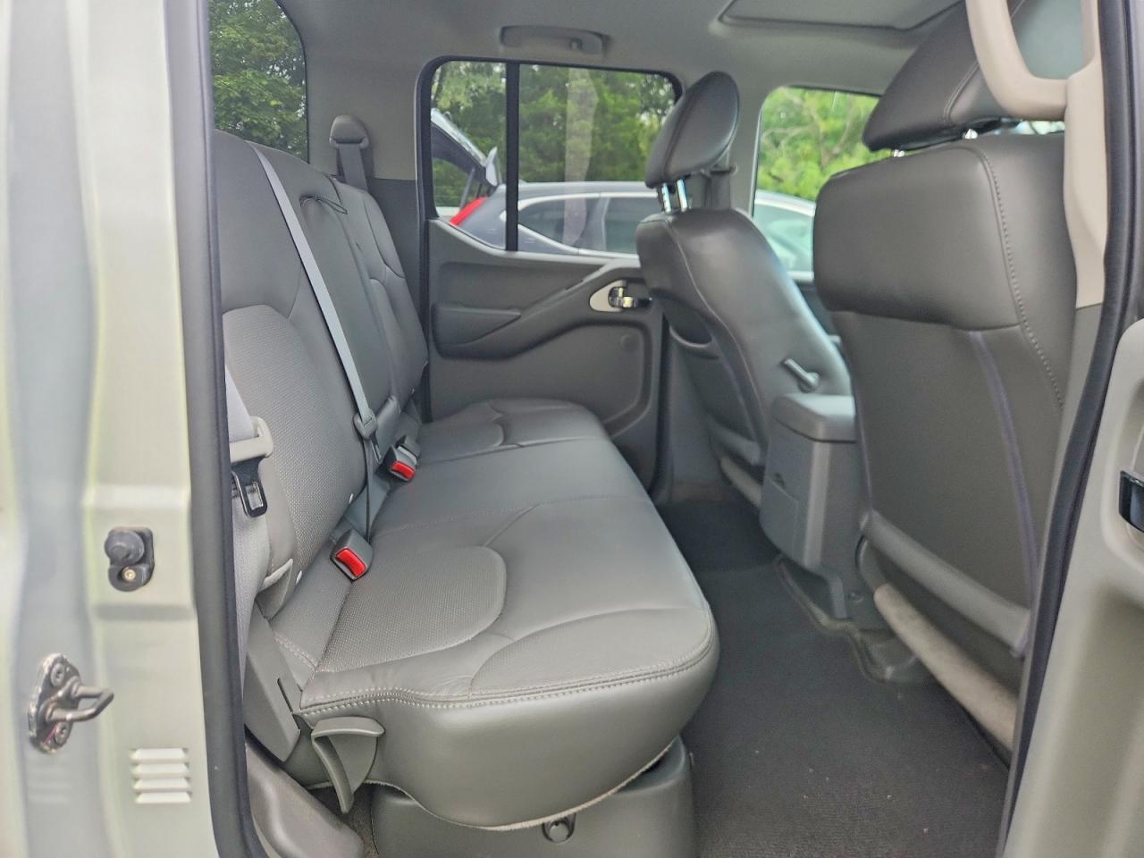 2010 Nissan Frontier SE V6