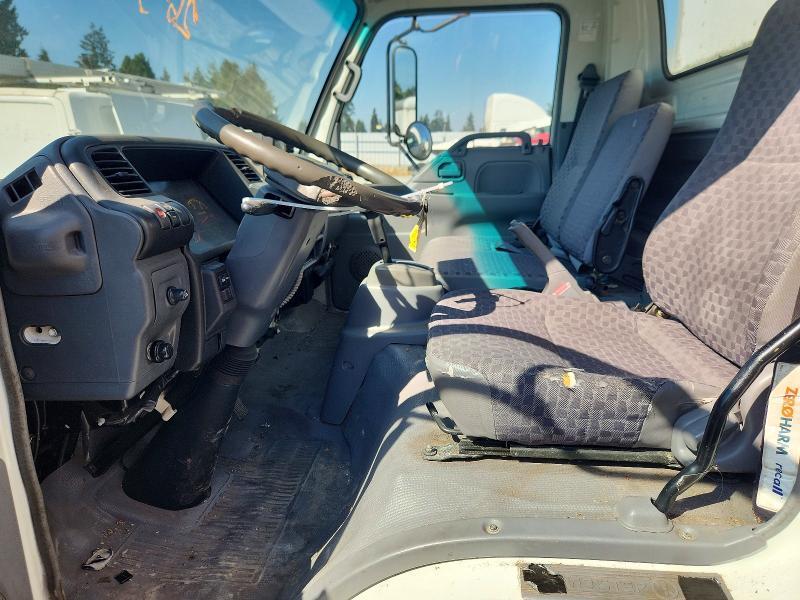 2007 Isuzu NRR BOX Truck