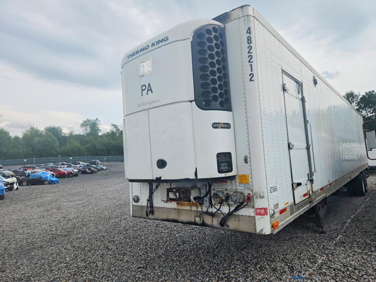 2015 Utility VS2RA Refrigerated Van Trailer