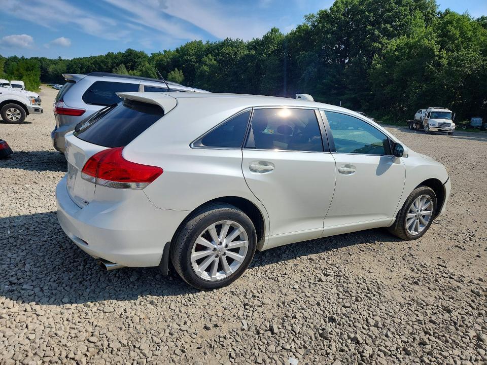 2011 Toyota Venza awd 4cyl