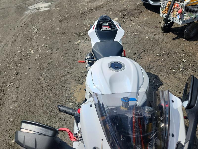 2017 Suzuki GSX-R750