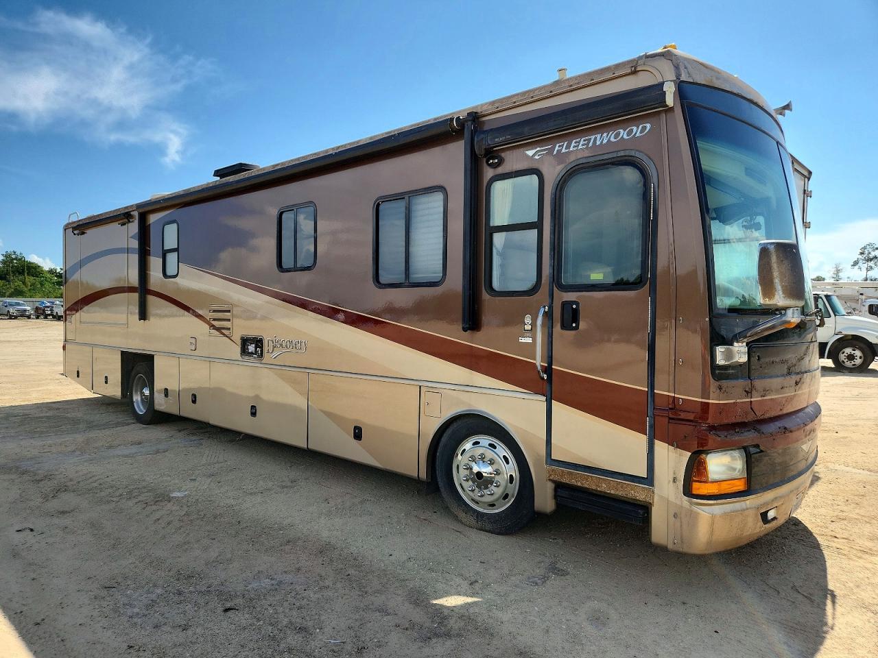 2006 Fleetwood Discovery RV