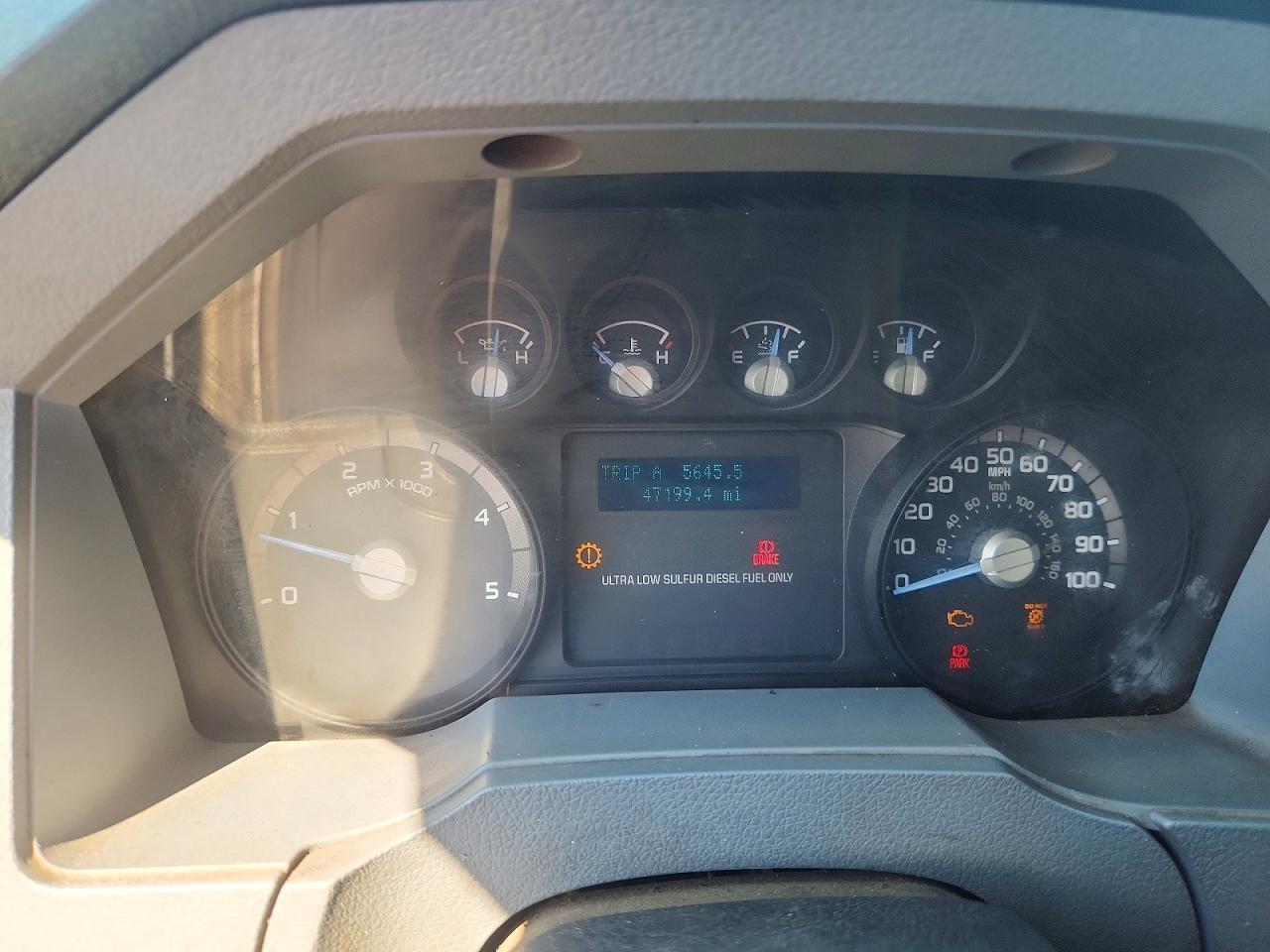 2015 Ford F750 Super Duty OIL Distributor Truck