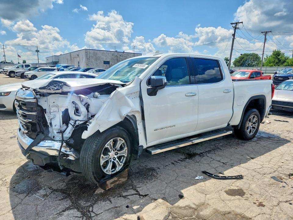 2025 GMC Sierra C1500 SLT