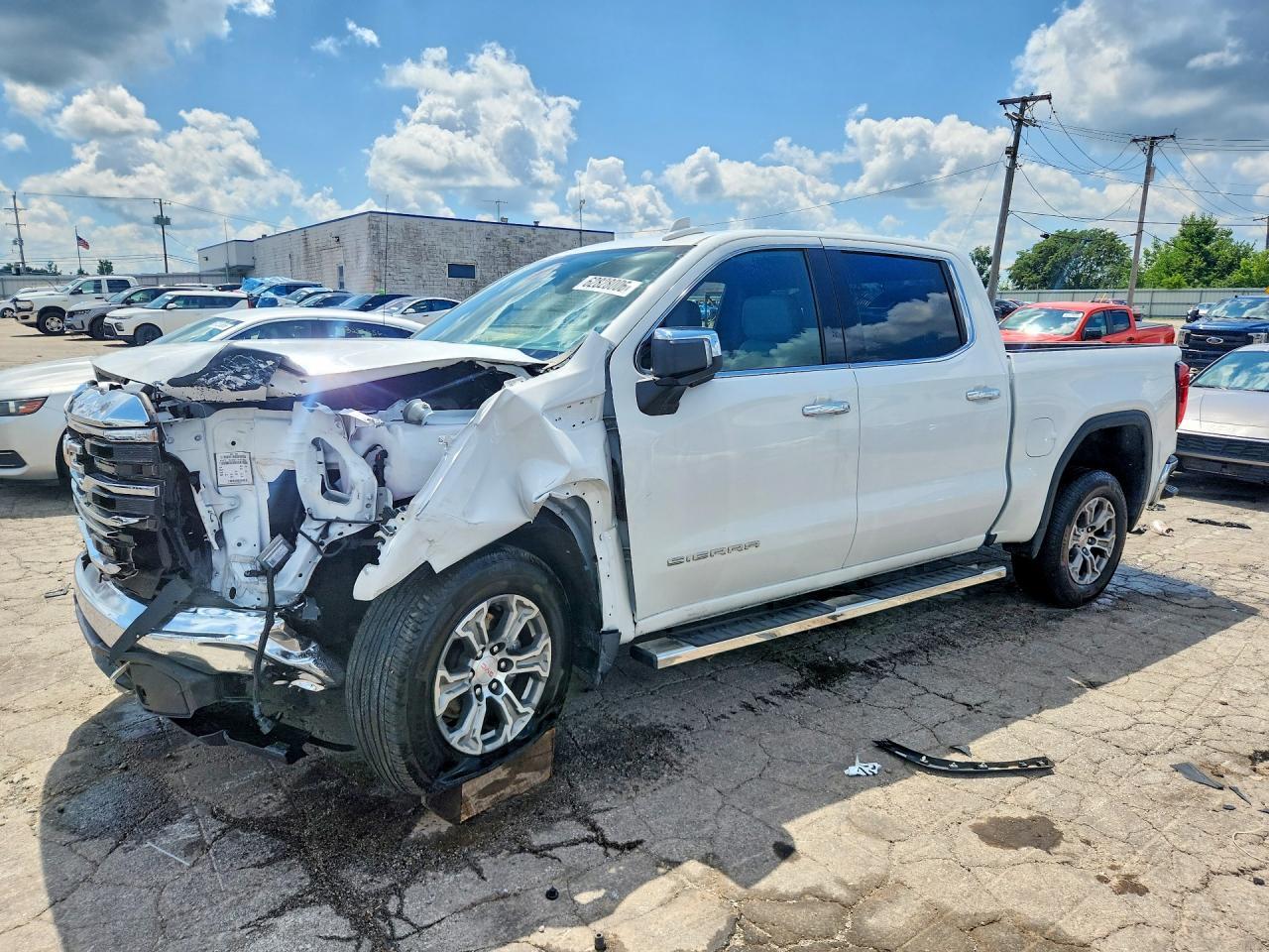 2025 GMC Sierra C1500 SLT