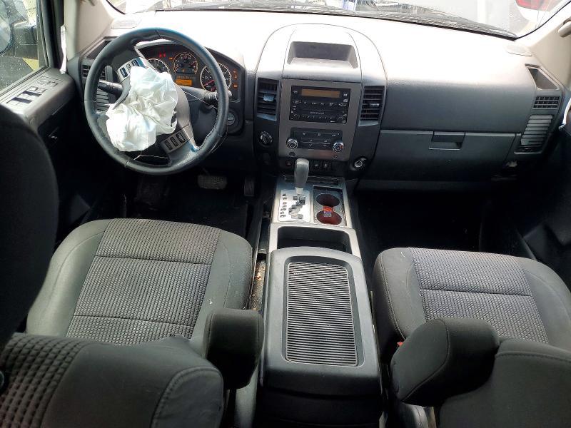 2012 Nissan Titan SV