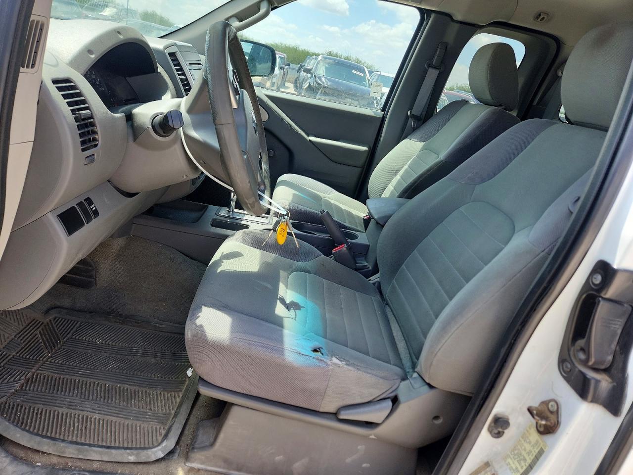 2016 Nissan Frontier S