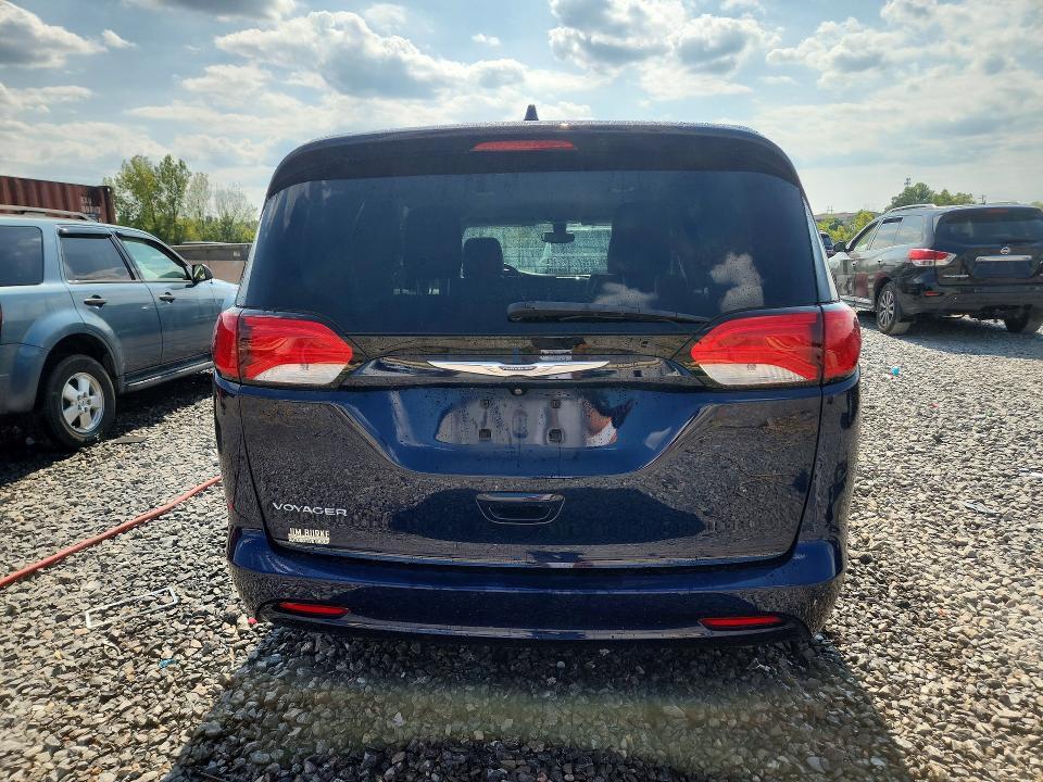 2020 Chrysler Voyager LXI