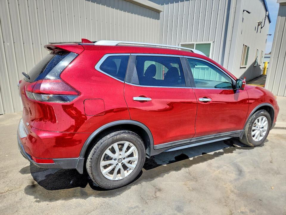 2018 Nissan Rogue sv