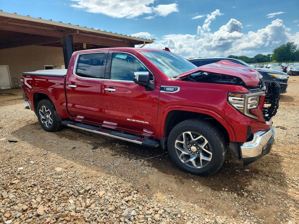2025 GMC Sierra K1500 SLT