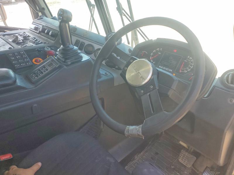 2018 Mack 600 LR600