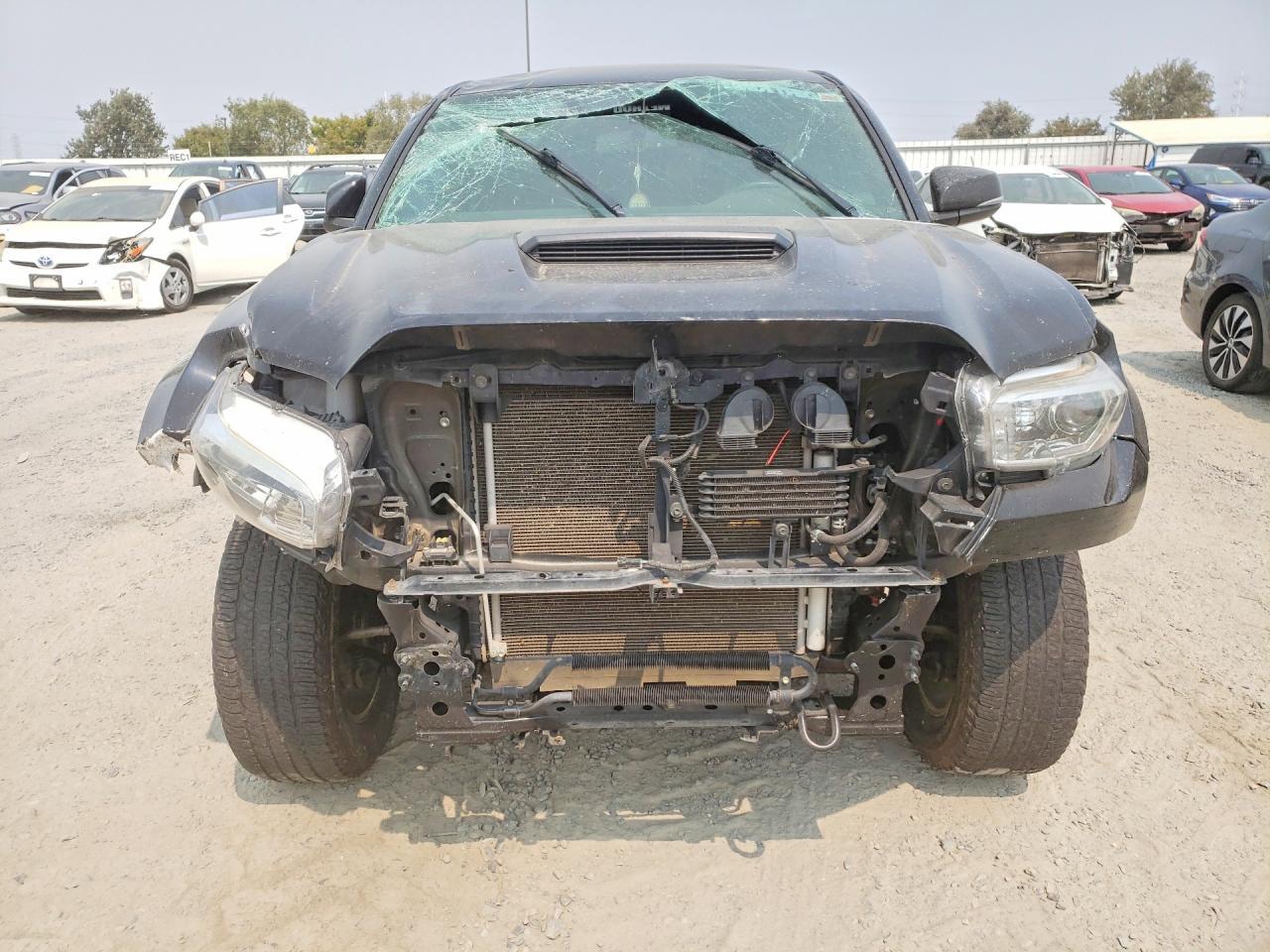 2016 Toyota Tacoma TRD Sport