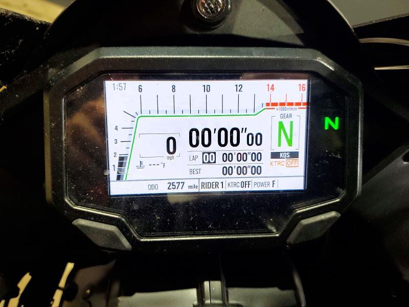 2025 Kawasaki ZX1002 M