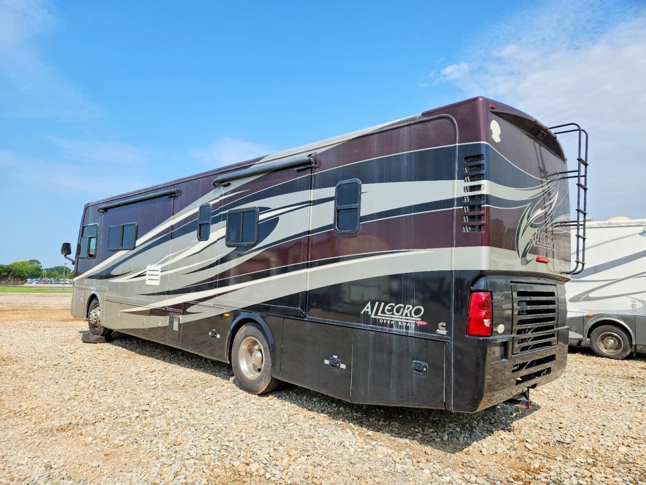 2012 Freightliner Chassis XC
