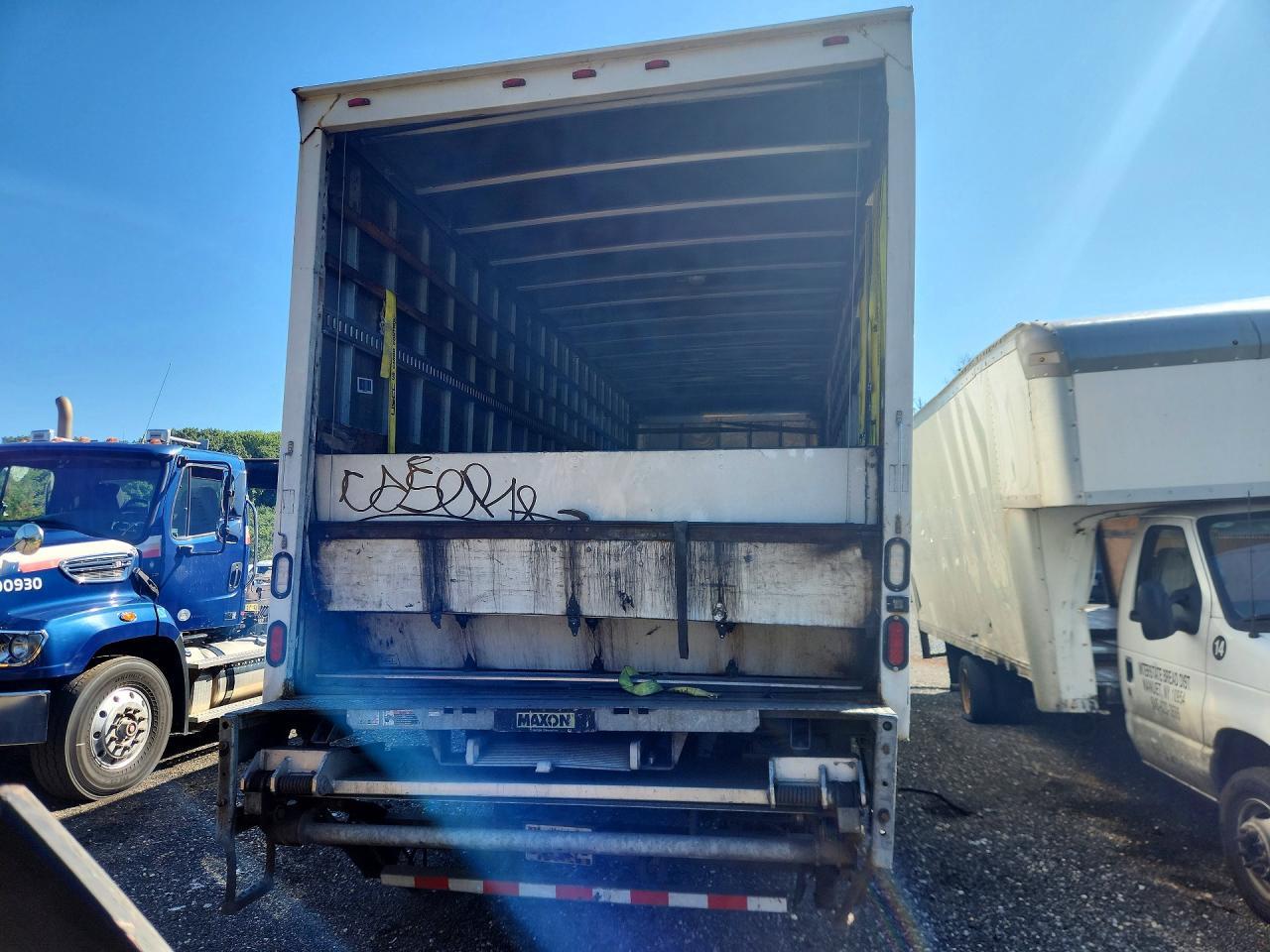 2015 Freightliner M2 106 Medium Duty