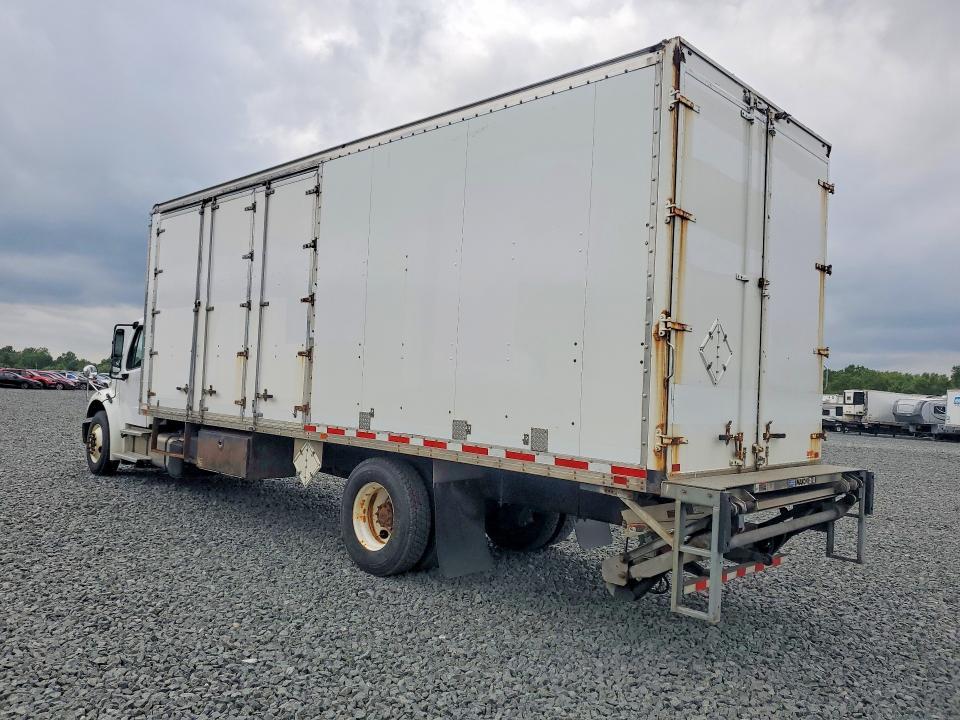 2018 Freightliner Business Class M2 BOX Truck