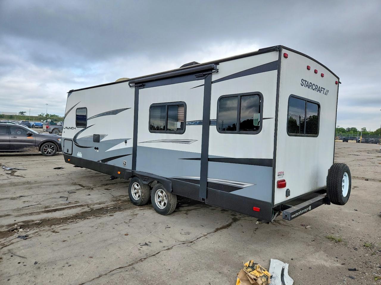 2018 Starcraft Launch Camper
