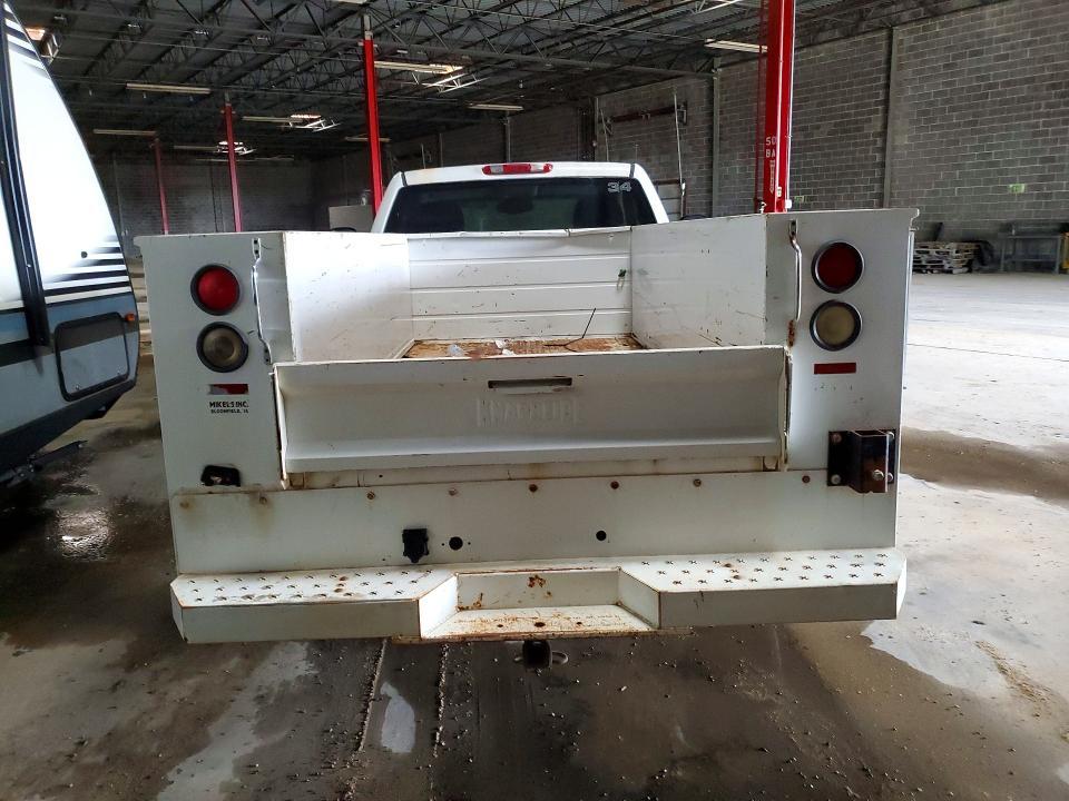 2008 Chevrolet Silverado-BOX Truck