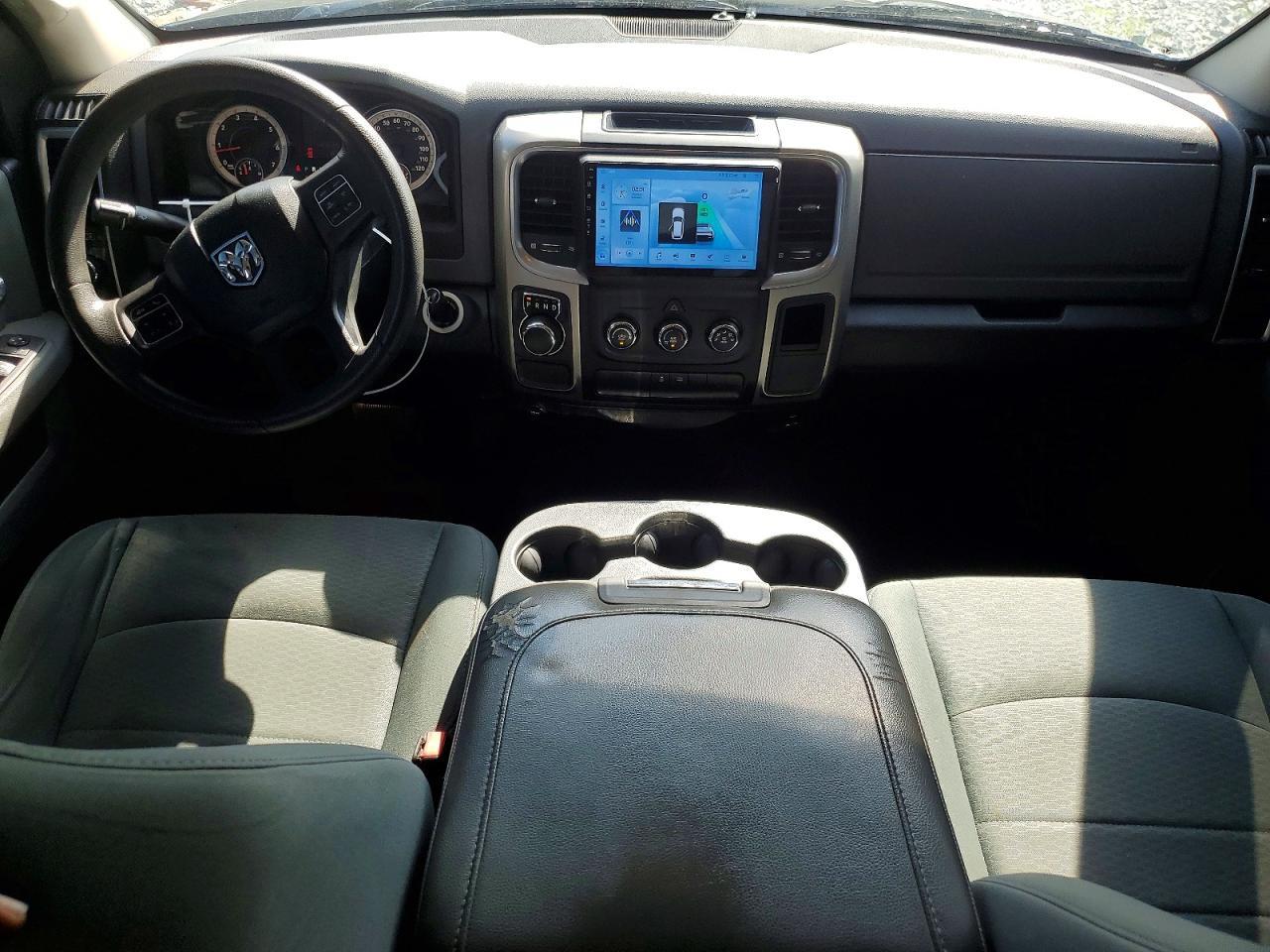 2015 Dodge RAM 1500 SLT