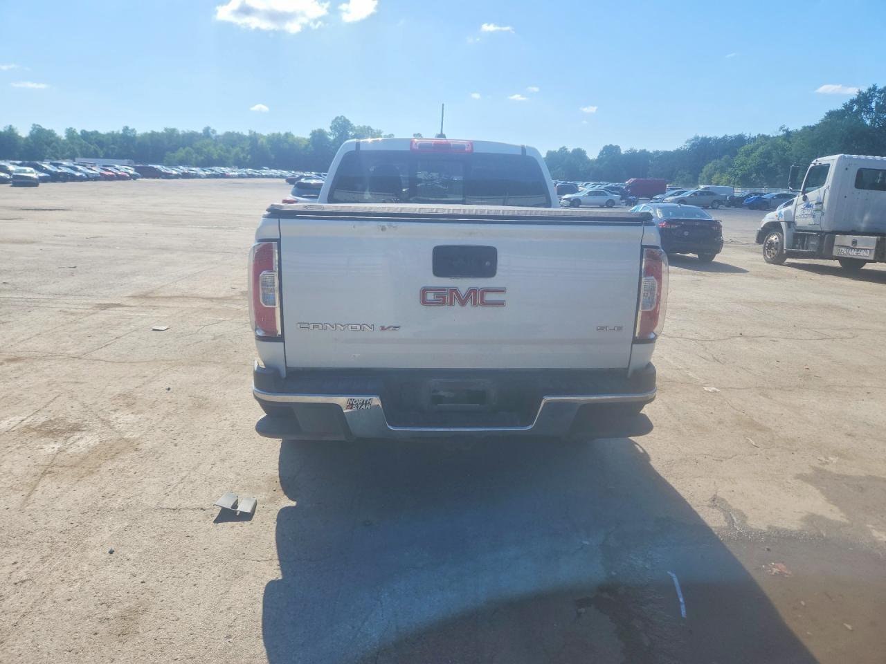 2018 GMC Canyon SLE