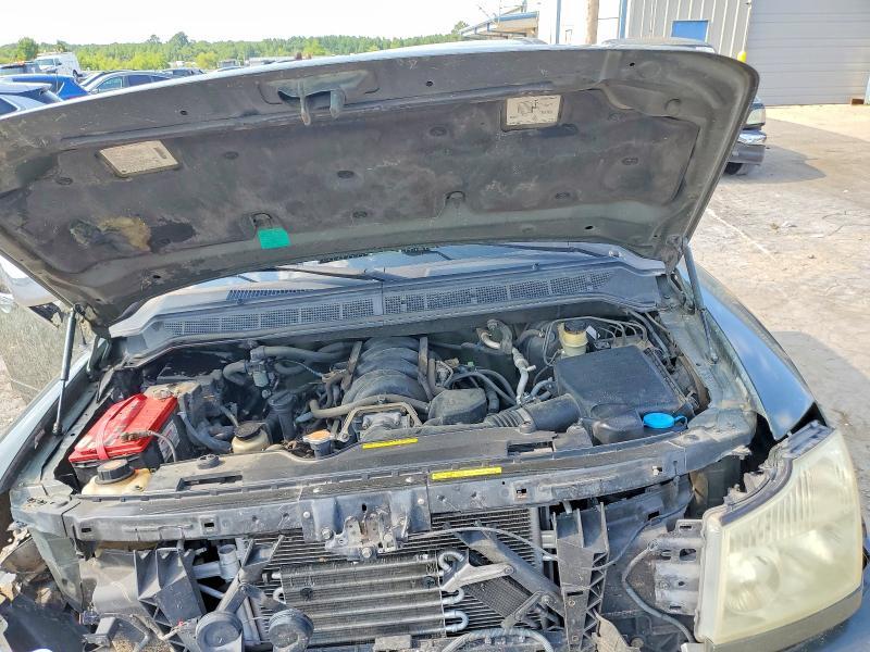 2004 Nissan Titan XE