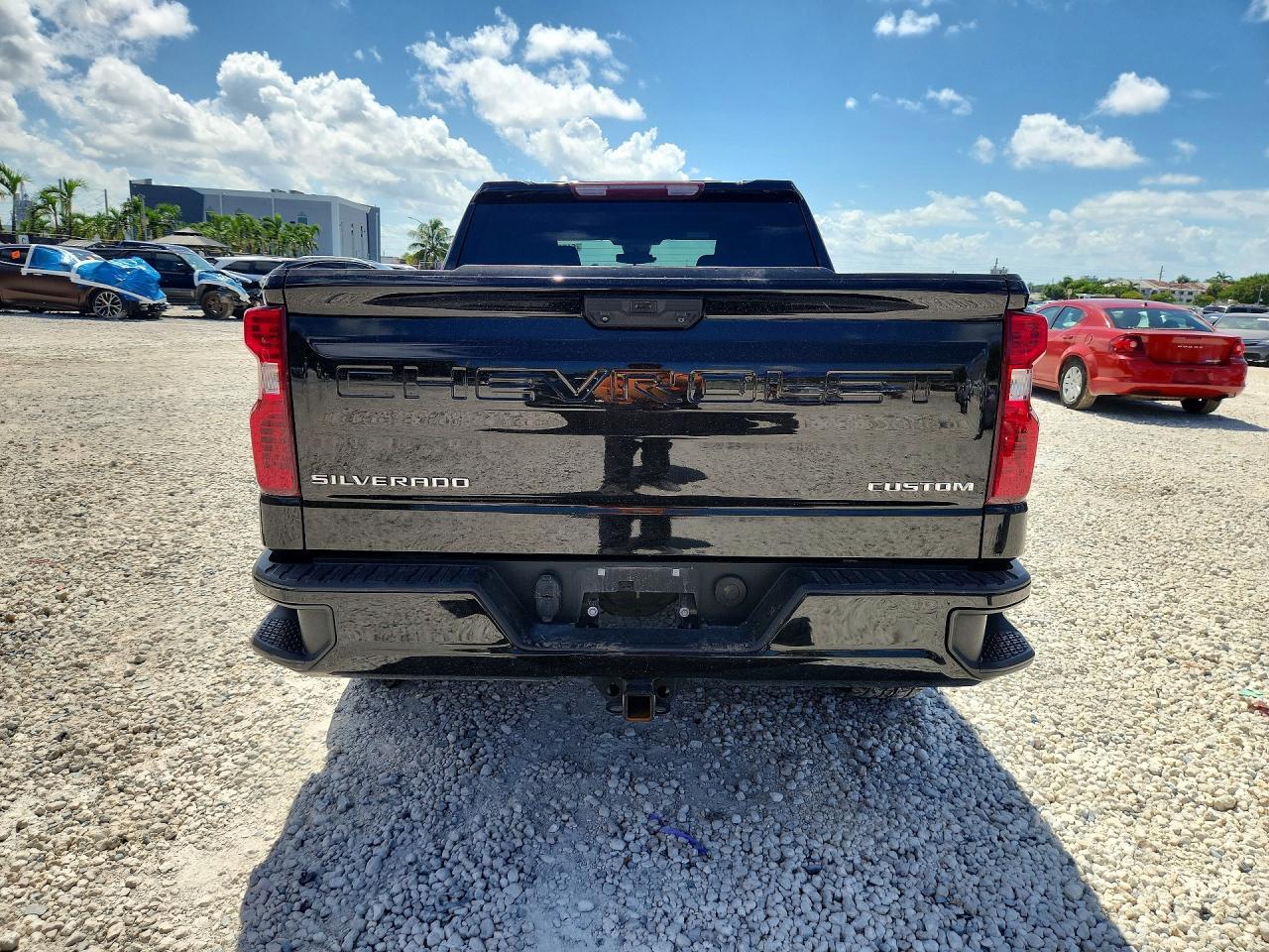 2022 Chevrolet Silverado C1500 Custom