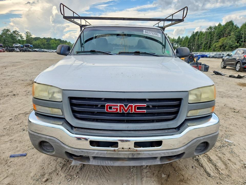 2004 GMC New Sierra C1500