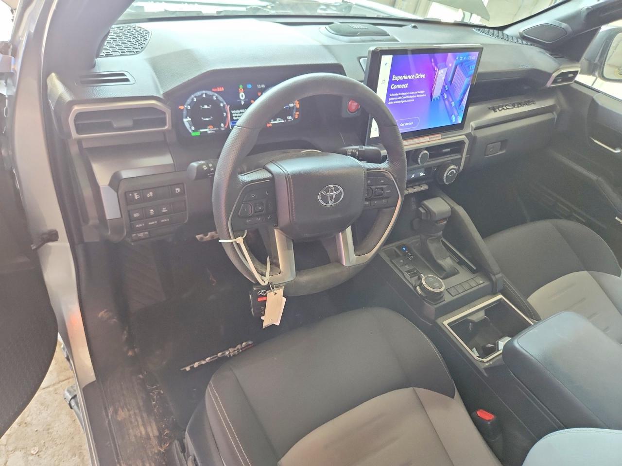 2025 Toyota Tacoma TRD Sport HV