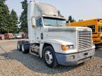 2000 Freightliner FLD120 Semi Truck
