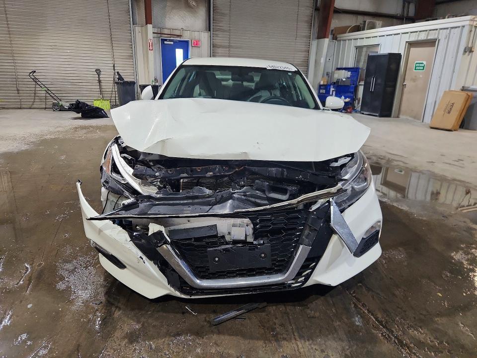 2019 Nissan Altima S