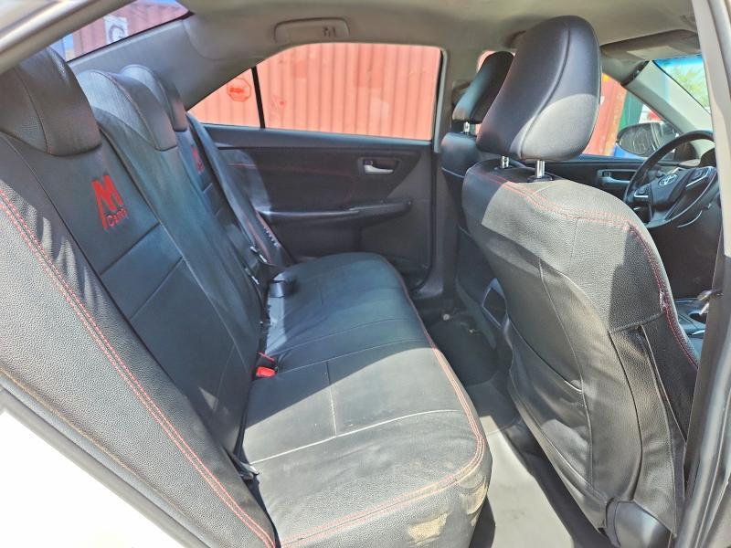 2017 Toyota Camry se