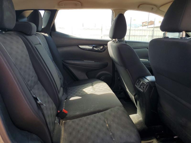 2018 Nissan Rogue Sport sv