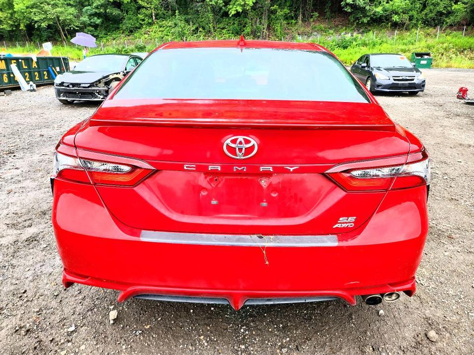 2021 Toyota Camry se