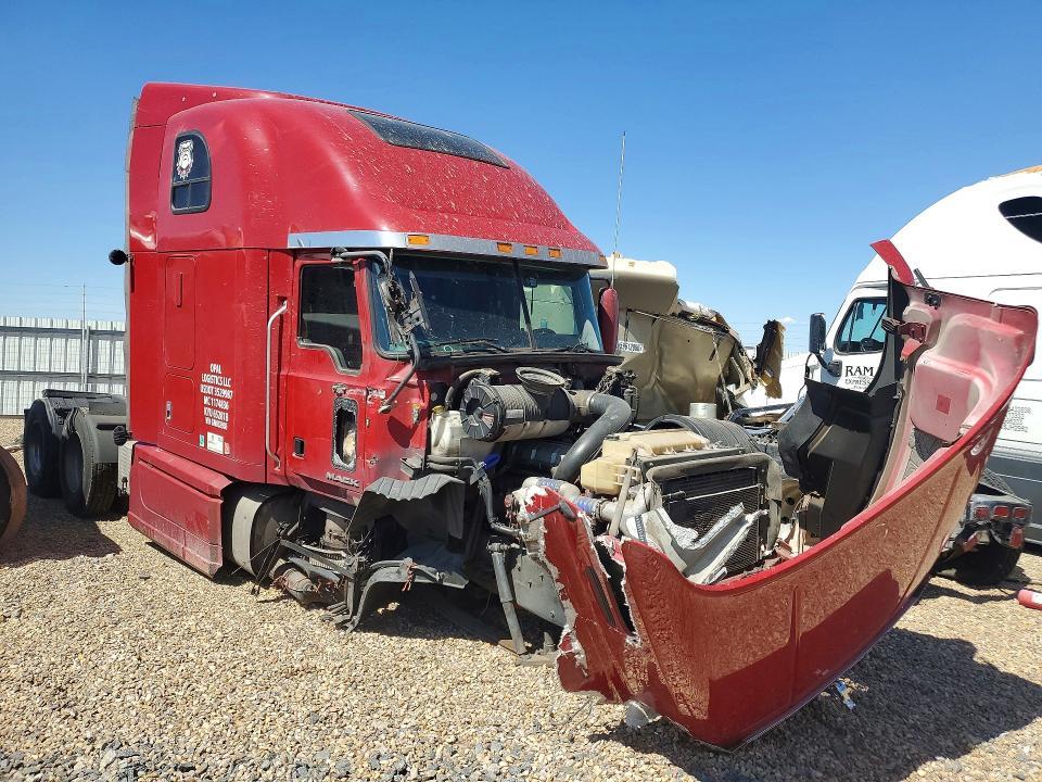 2016 Mack CXU613 Semi Truck