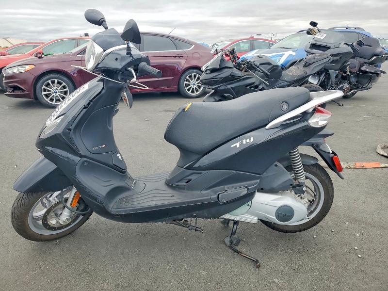 2006 Piaggio BV 200