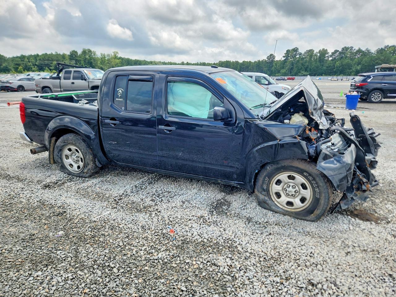 2016 Nissan Frontier SV