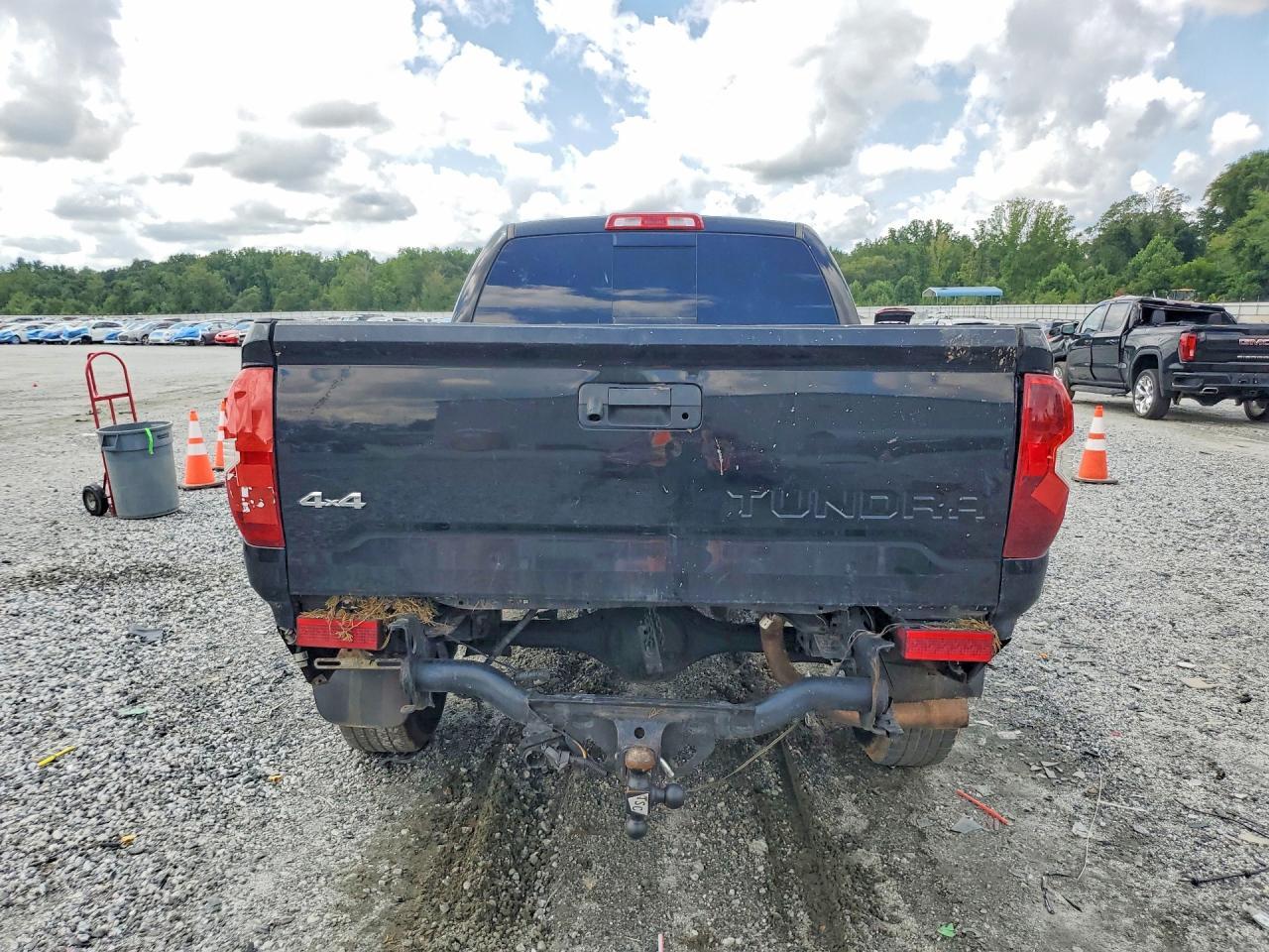 2013 Toyota Tundra Double Cab SR5