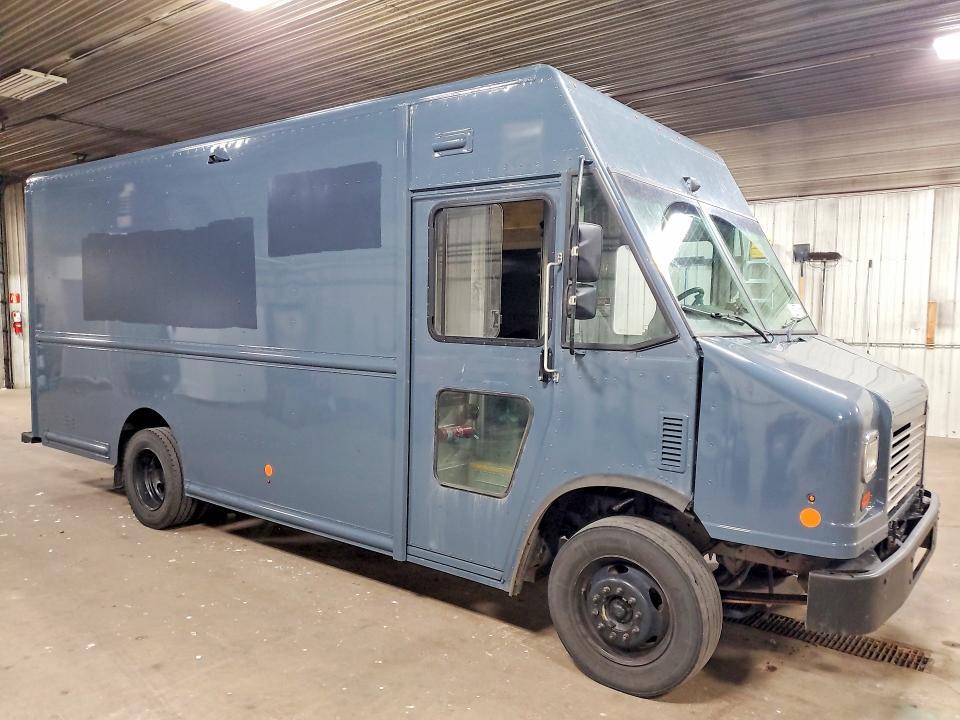 2020 Ford F59 Delivery Truck
