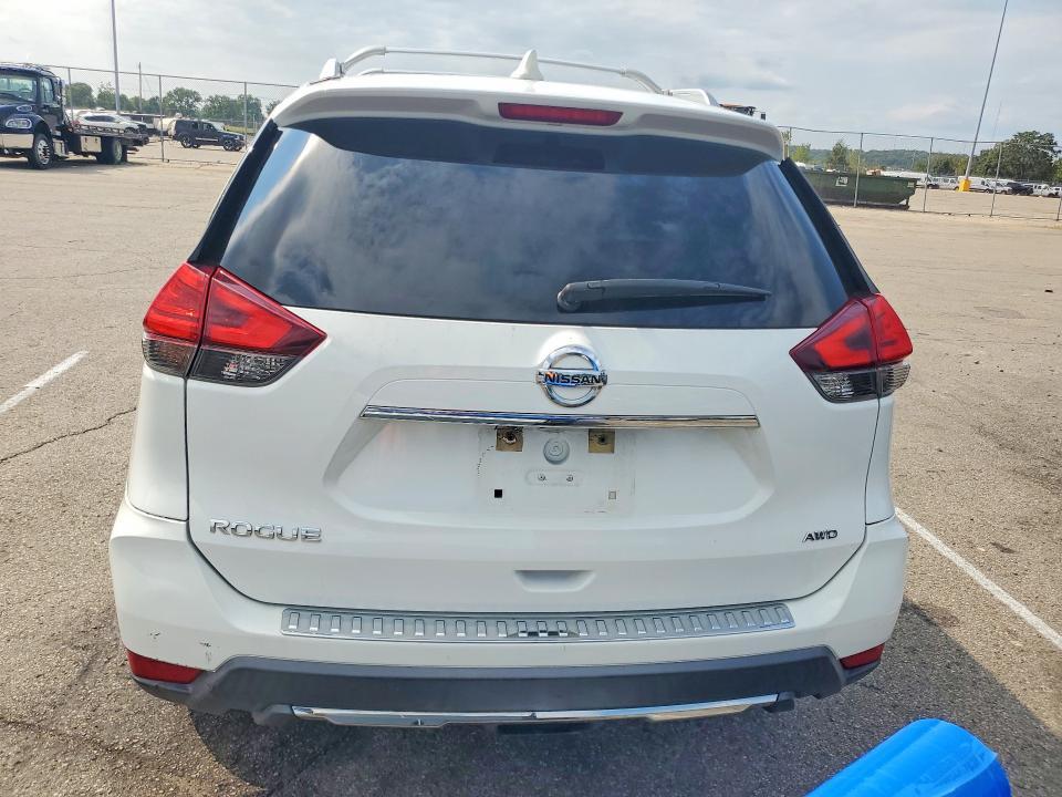 2017 Nissan Rogue s