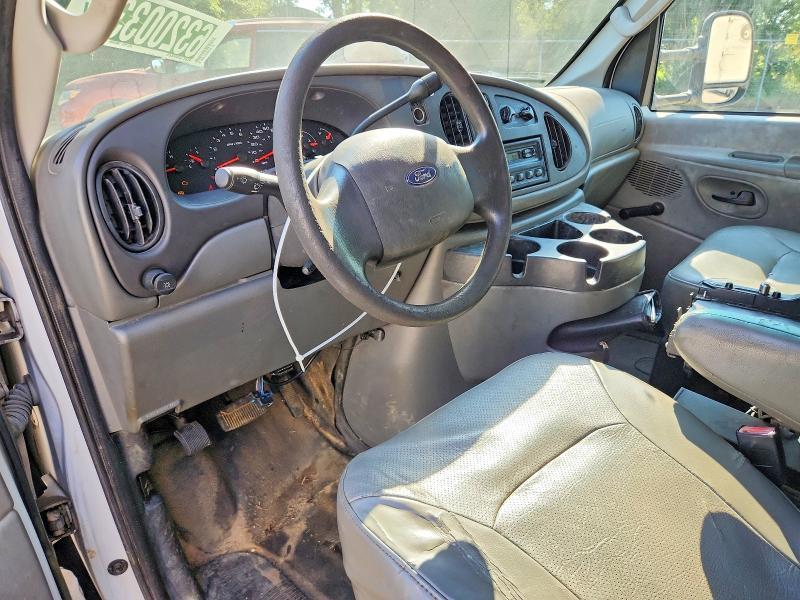 2008 Ford E450 BOX Truck