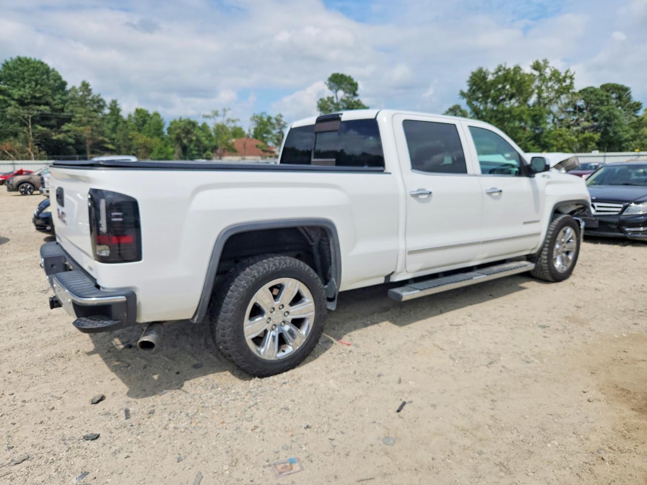 2018 GMC Sierra K1500 SLT