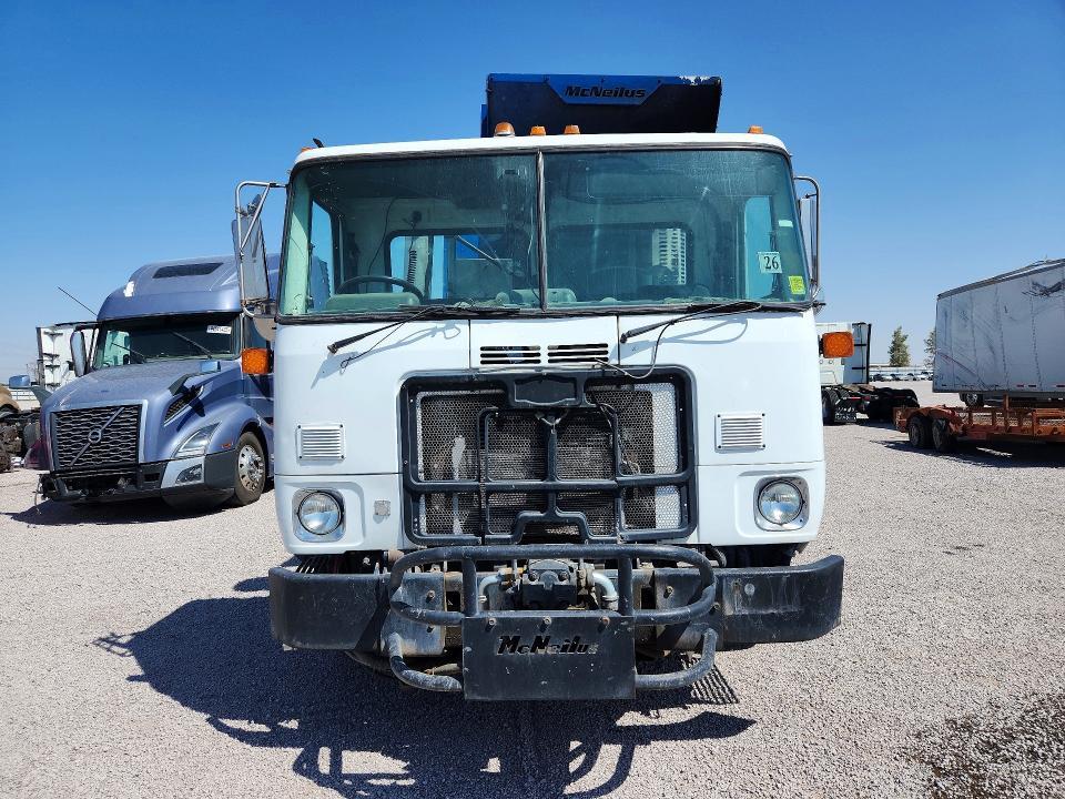 2009 Autocar Llc Xpeditor WX Refuse Truck