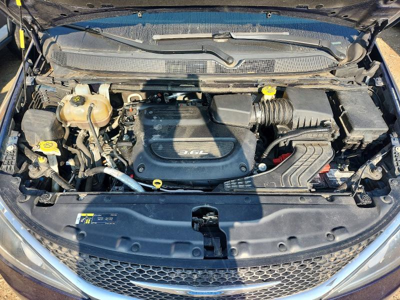 2018 Chrysler Pacifica Touring l